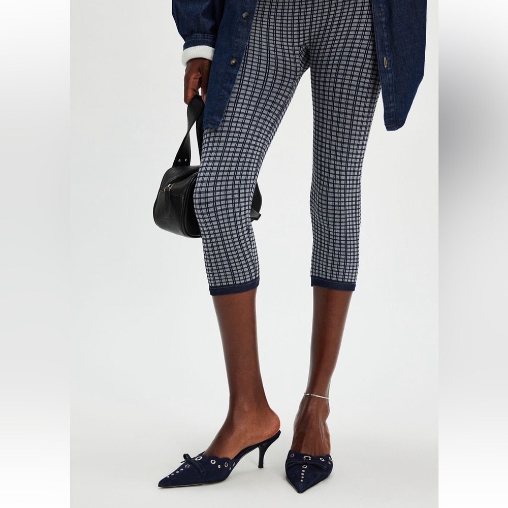 NIB Free People Arabella Heels in Navy Blue